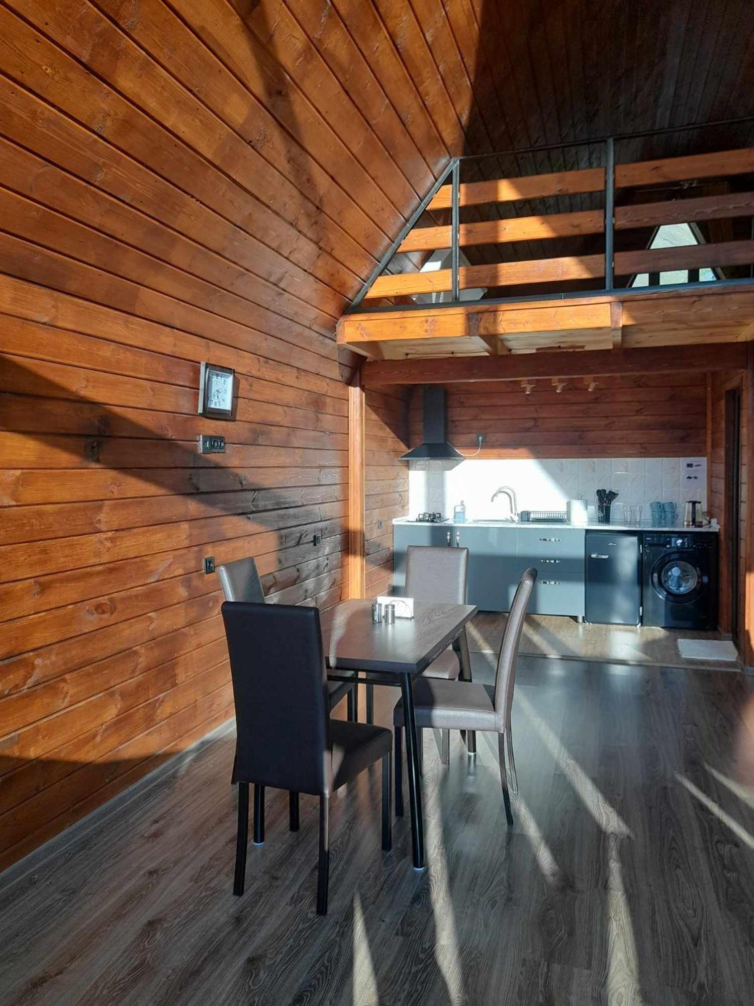Apartment Kera *